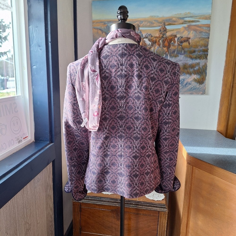 Pendelton Vintage Virgin Wool Ikat Pattern Blazer, Size 10 RN#29685 - Picture 8 of 14